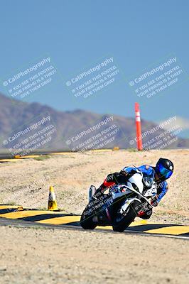 media/Mar-25-2024-Moto Forza (Mon) [[8d4319bd68]]/3-Intermediate Group/Session 4 (Turn 12)/
